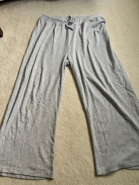 PrettyLittleThing Light Gray Elastic Waist Pants